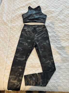 Nike Dri-FIT Matching Workout Set Gray Black Sports Bra & Leggings S